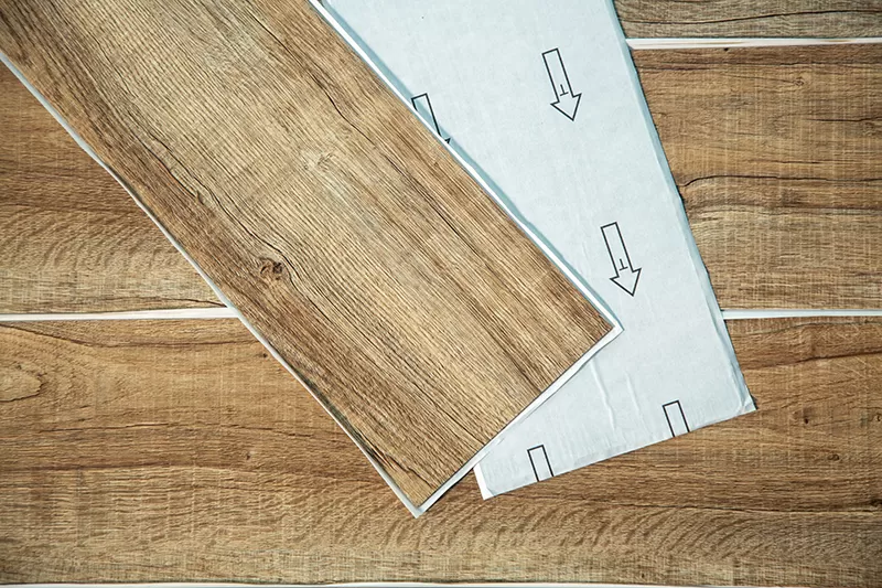 Peel & Stick LVT Flooring（self-adhesive flooring） 2